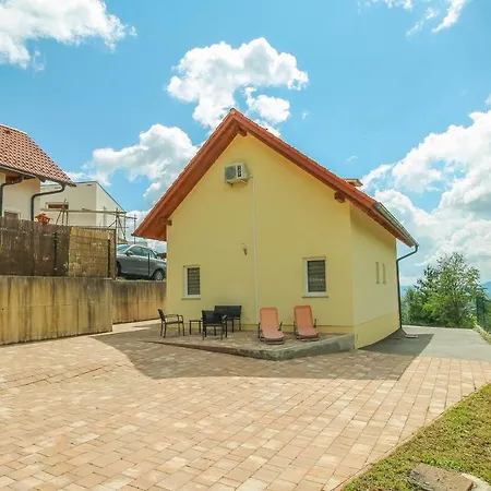 Bor Holiday home